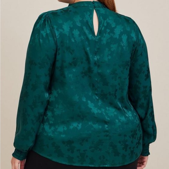 Brand new Torrid Disney top - Picture 2 of 2